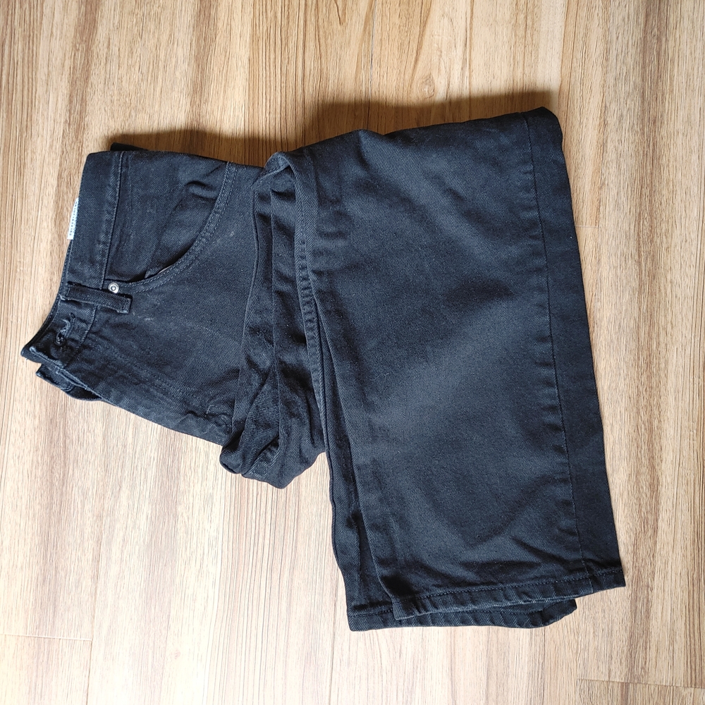 Wrangler Black Straight-Leg Men's Jeans